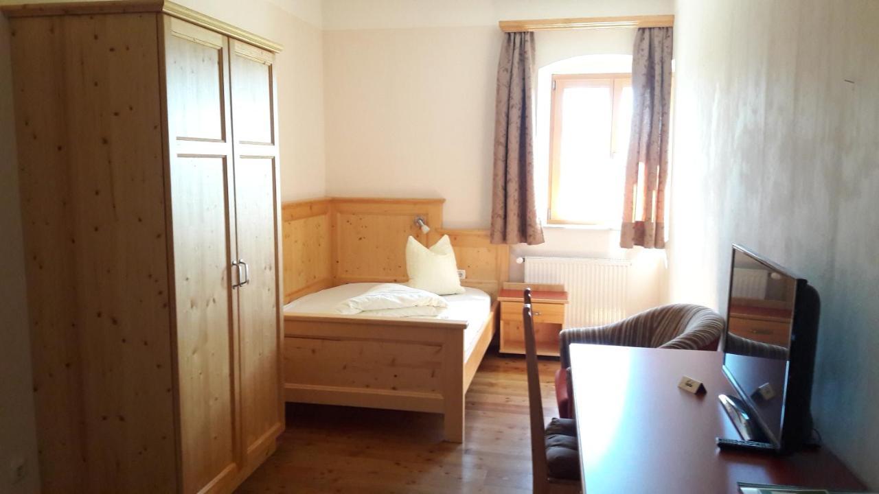 Waldbothgut Villa Linz Bagian luar foto