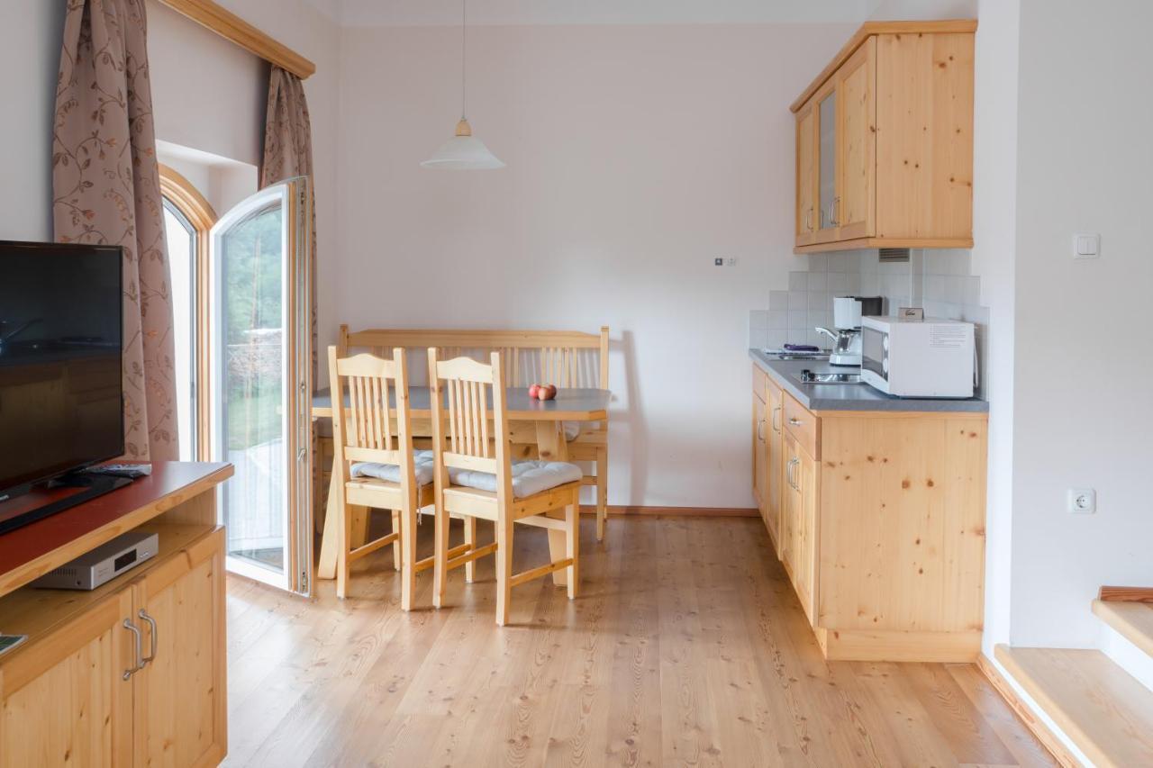Waldbothgut Villa Linz Bagian luar foto
